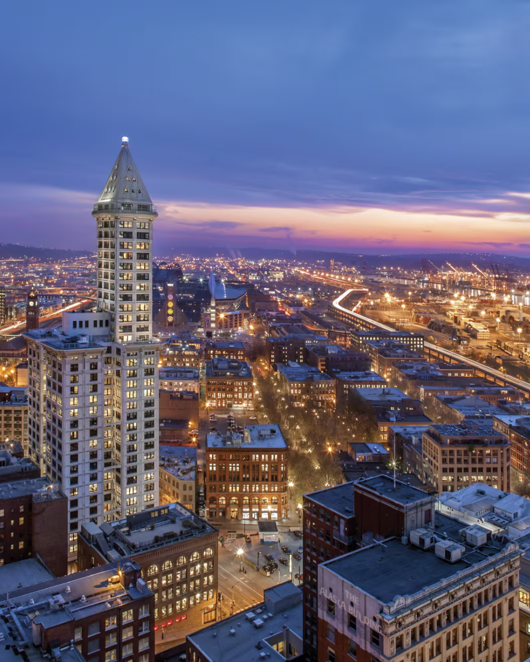 Smith Tower at dusk, Pioneer Square, Seattle
